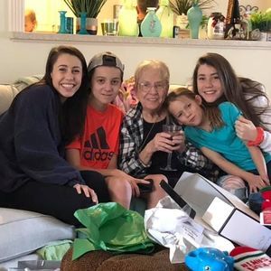 Meet your Posher, Beverly